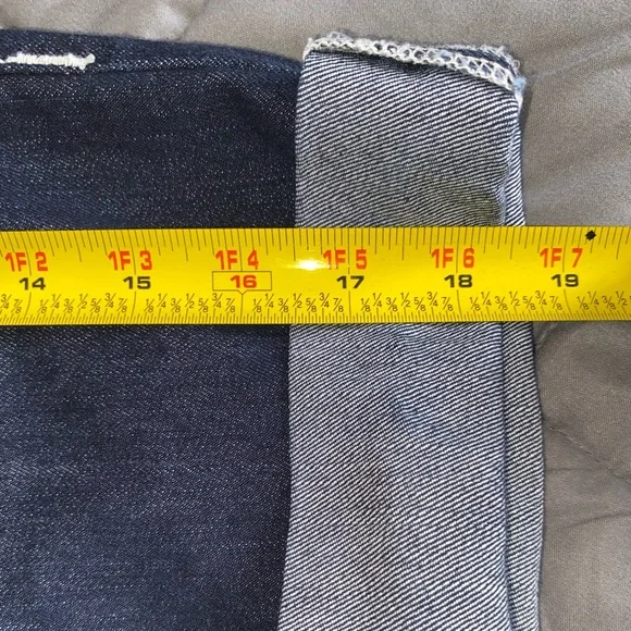 True religion |denim knee  length shorts | size 28 - Picture 6 of 9